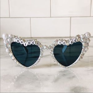 Bedazzled Bride to Be Sunglasses 🕶